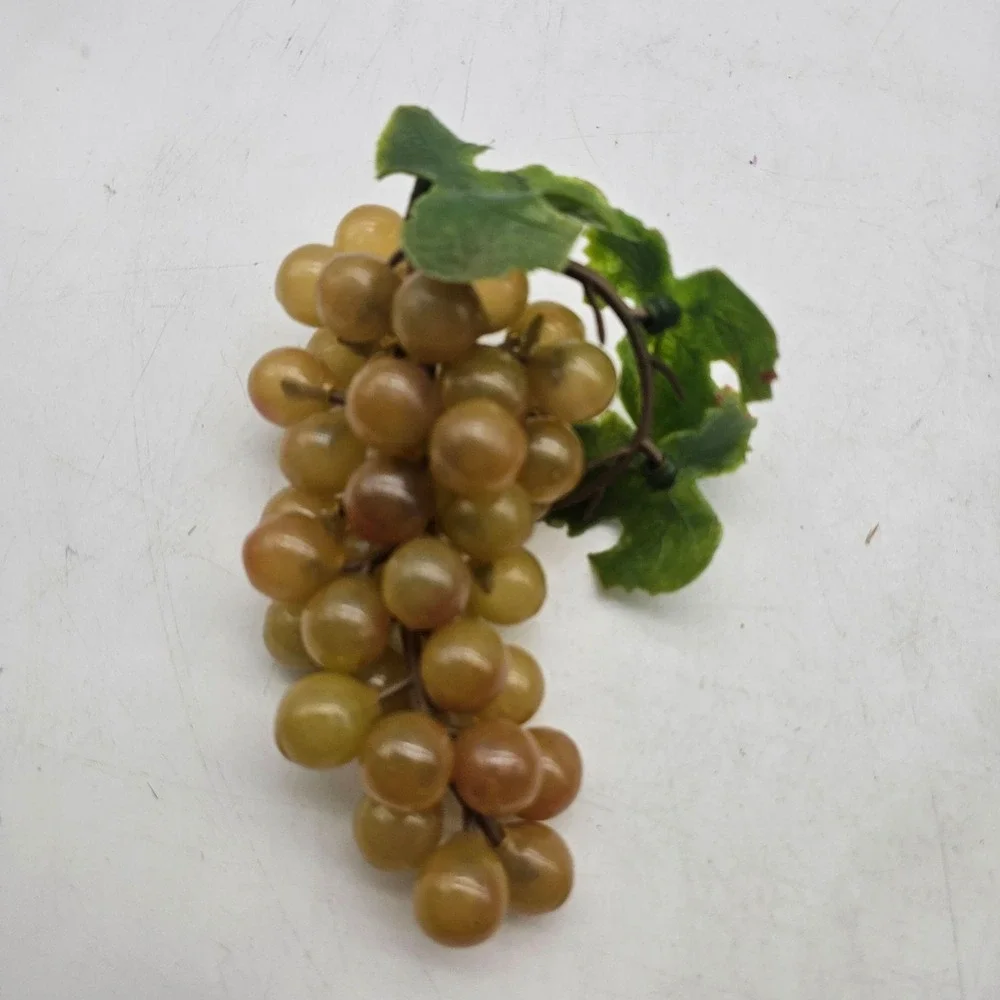 Plastic Grapes Set Of 4 Faux Grape Bunches Red Purple Green Kitchen Decor
